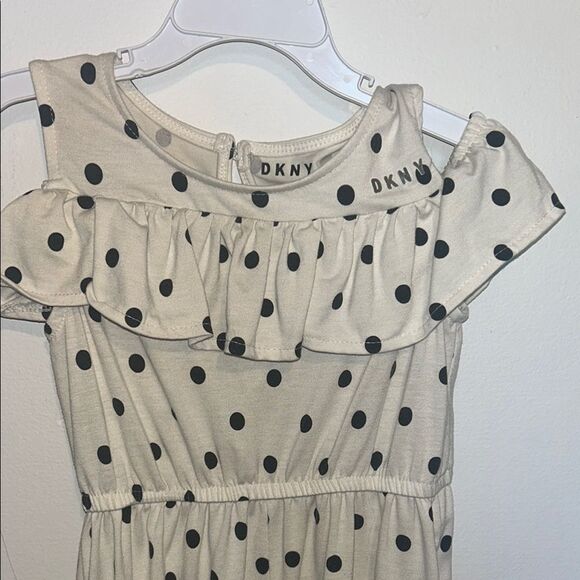 🫶🏻6/$25 DKNY Polka Dot romper size 4 - Picture 3 of 3